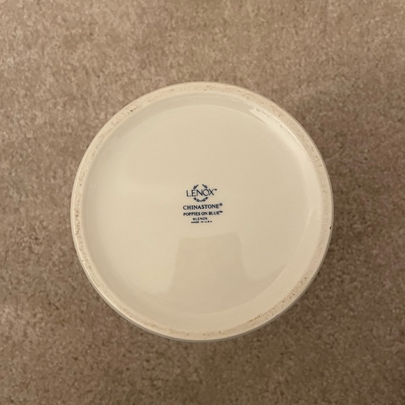 Lenox Poppies On Blue large canister with lid. - Picture 2 of 6